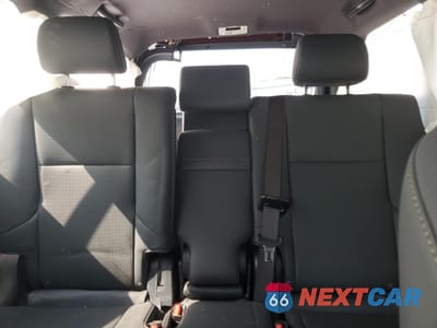 Zdjęcie 10 z 15 samochodu: 2022 LEXUS GX 460 VIN:JTJBM7BX7N5309682 - miniatura