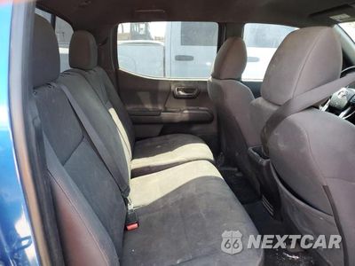 Zdjęcie 10 z 12 samochodu: 2016 TOYOTA TACOMA DOUBLE CAB VIN:3TMAZ5CN7GM005976 - miniatura
