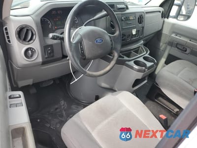 Zdjęcie 8 z 13 samochodu: 2019 FORD ECONOLINE E350 SUPER DUTY CUTAWAY VAN VIN:1FDWE3F65KDC01599 - miniatura