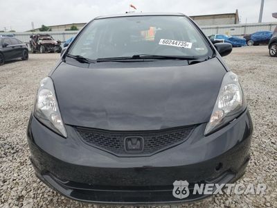 Piąte zdjęcie samochodu w środku: 2012 HONDA FIT SPORT VIN:JHMGE8H50CC029904 - miniatura