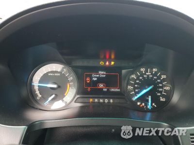 Zdjęcie 9 z 14 samochodu: 2017 FORD EXPLORER VIN:1FM5K8B8XHGB18315 - miniatura
