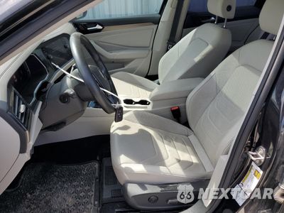 Zdjęcie 7 z 14 samochodu: 2019 VOLKSWAGEN JETTA SEL PREMIUM VIN:3VWG57BU8KM204289 - miniatura