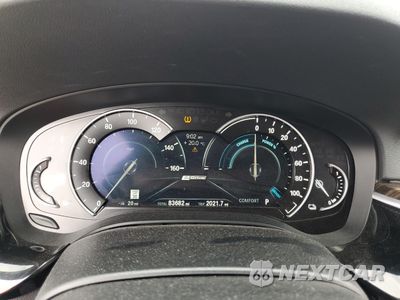 Zdjęcie 9 z 15 samochodu: 2019 BMW 530E VIN:WBAJA9C5XKB398545 - miniatura