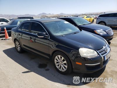 Czwarte zdjęcie samochodu z boku: 2008 VOLKSWAGEN JETTA SE VIN:3VWRZ71K28M077657 - miniatura