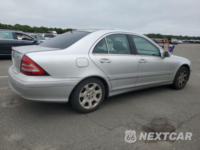 Trzecie zdjęcie samochodu z tyłu: 2005 MERCEDES-BENZ C 320 4MATIC VIN:WDBRF84JX5F587558 - miniatura