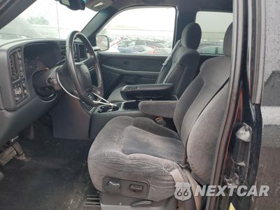 Zdjęcie 7 z 14 samochodu: 2002 CHEVROLET SILVERADO K1500 VIN:2GCEK19T521146873 - miniatura