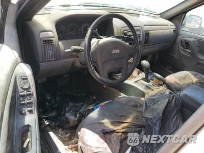Zdjęcie 8 z 12 samochodu: 2001 JEEP GRAND CHEROKEE LAREDO VIN:1J4GX48N81C544533 - miniatura