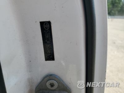 Zdjęcie 12 z 12 samochodu: 2005 TOYOTA TUNDRA ACCESS CAB SR5 VIN:5TBRT34165S464751 - miniatura