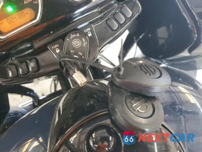 Zdjęcie 8 z 10 samochodu: 2019 HARLEY-DAVIDSON FLTRXS VIN:1HD1KTP15KB653069 - miniatura