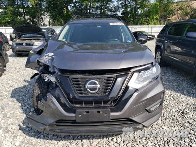 Piąte zdjęcie samochodu w środku: 2018 NISSAN ROGUE S VIN:5N1AT2MV8JC743434 - miniatura