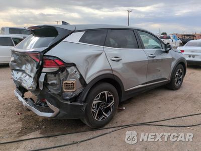 Trzecie zdjęcie samochodu z tyłu: 2025 KIA SPORTAGE LX VIN:KNDPU3DF7S7352540 - miniatura