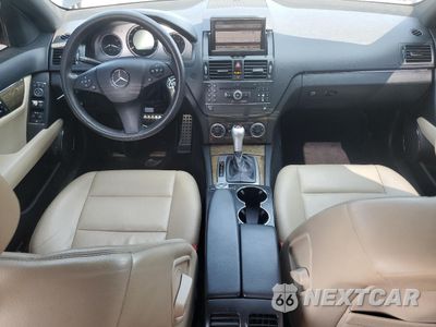 Zdjęcie 8 z 14 samochodu: 2008 MERCEDES-BENZ C 350 VIN:WDDGF56X88F088924 - miniatura