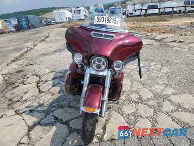 Drugie zdjęcie samochodu z przodu: 2017 HARLEY-DAVIDSON FLHTK ULTRA LIMITED VIN:1HD1KED14HB641343 - miniatura