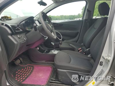 Zdjęcie 7 z 16 samochodu: 2021 CHEVROLET SPARK 1LT VIN:KL8CD6SA7MC226401 - miniatura