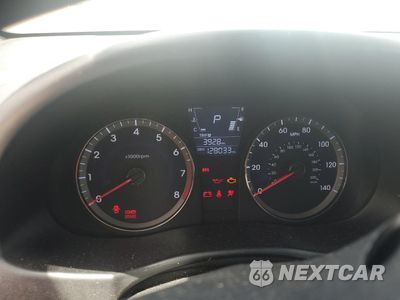 Zdjęcie 9 z 12 samochodu: 2013 HYUNDAI ACCENT GLS VIN:KMHCT5AE0DU100220 - miniatura