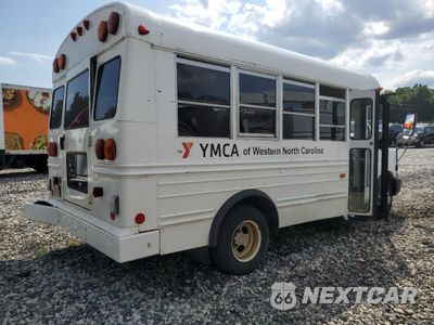 Czwarte zdjęcie samochodu z boku: 2003 CHEVROLET EXPRESS G3500 VIN:1GBHG31U731223415 - miniatura