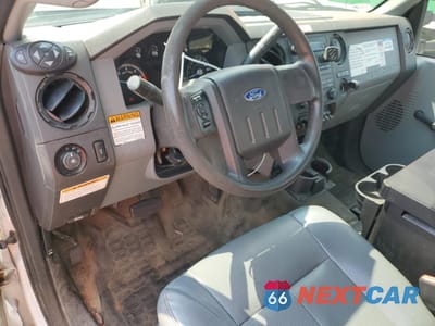 Zdjęcie 8 z 12 samochodu: 2015 FORD F450 SUPER DUTY VIN:1FDUF4GY3FEC05340 - miniatura