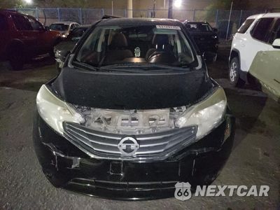 Piąte zdjęcie samochodu w środku: 2015 NISSAN VERSA NOTE S VIN:3N1CE2CP0FL352335 - miniatura