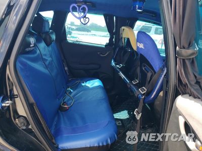 Zdjęcie 11 z 13 samochodu: 2009 HONDA FIT VIN:JHMGE88239S038987 - miniatura