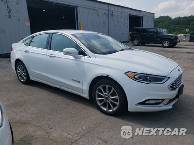Czwarte zdjęcie samochodu z boku: 2017 FORD FUSION SE HYBRID VIN:3FA6P0LU5HR409083 - miniatura
