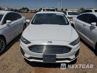 Piąte zdjęcie samochodu w środku: 2020 FORD FUSION SE VIN:3FA6P0LU1LR119075 - miniatura