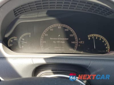 Zdjęcie 9 z 12 samochodu: 2008 MERCEDES-BENZ CL 550 VIN:WDDEJ71X88A014487 - miniatura