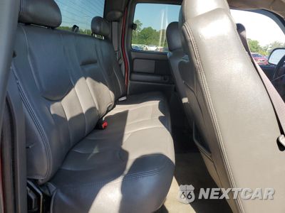 Zdjęcie 10 z 13 samochodu: 2003 CHEVROLET SILVERADO K1500 VIN:2GCEK19N631363528 - miniatura
