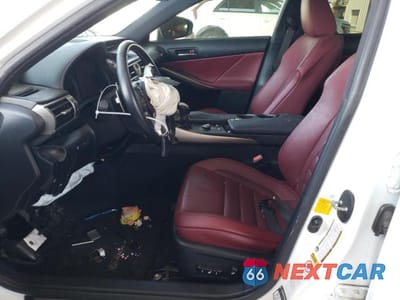 Zdjęcie 7 z 13 samochodu: 2016 LEXUS IS 200T VIN:JTHBA1D20G5029971 - miniatura