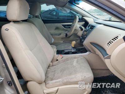 Zdjęcie 7 z 13 samochodu: 2014 NISSAN ALTIMA 2.5 VIN:1N4AL3AP4EC149600 - miniatura