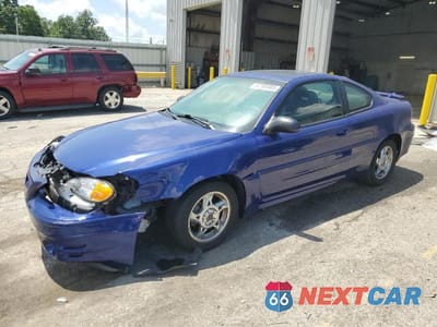 2005 PONTIAC GRAND AM GT 1G2NW12E55M127818 - główne zdjęcie licytacji z USA - miniatura