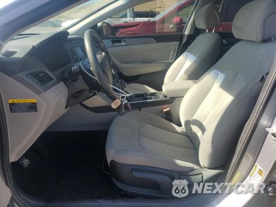 Zdjęcie 7 z 12 samochodu: 2016 HYUNDAI SONATA HYBRID VIN:KMHE24L12GA035750 - miniatura