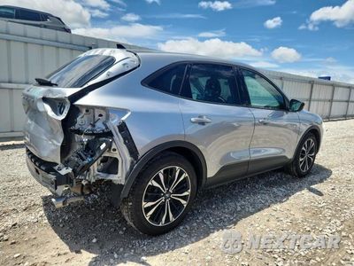 Trzecie zdjęcie samochodu z tyłu: 2021 FORD ESCAPE SE VIN:1FMCU0G69MUA19684 - miniatura