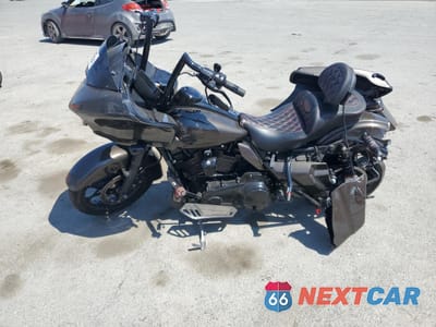 Trzecie zdjęcie samochodu z tyłu: 2020 HARLEY-DAVIDSON FLTRXS VIN:1HD1KTP21LB664547 - miniatura