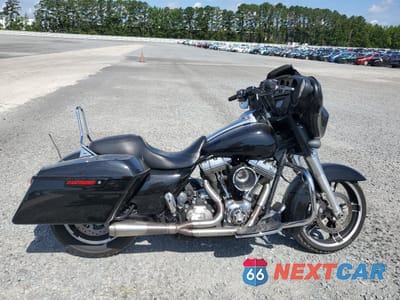 2016 HARLEY-DAVIDSON FLHX STREET GLIDE 1HD1KBM12GB685936 - główne zdjęcie licytacji z USA - miniatura