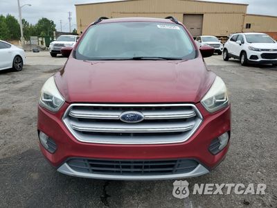 Piąte zdjęcie samochodu w środku: 2017 FORD ESCAPE SE VIN:1FMCU0GD2HUA16372 - miniatura
