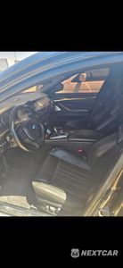 Piąte zdjęcie samochodu w środku: 2013 BMW M5 VIN:WBSFV9C5XDD096847 - miniatura