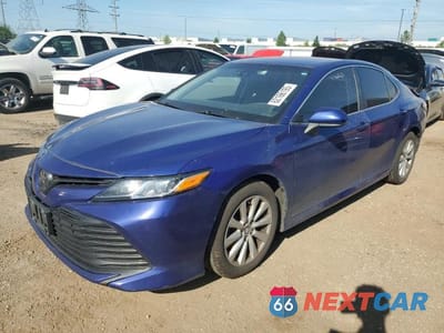 2018 TOYOTA CAMRY 4T1B11HKXJU581711 - główne zdjęcie licytacji z USA - miniatura