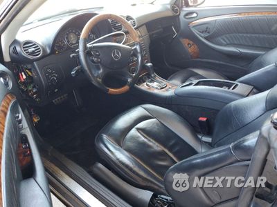 Zdjęcie 8 z 12 samochodu: 2009 MERCEDES-BENZ CLK 350 VIN:WDBTK56F19T108492 - miniatura