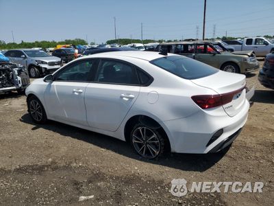 Drugie zdjęcie samochodu z przodu: 2023 KIA FORTE LX VIN:3KPF24ADXPE609630 - miniatura