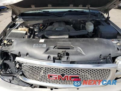 Zdjęcie 12 z 13 samochodu: 2005 GMC YUKON DENALI VIN:1GKEK63U85J254465 - miniatura