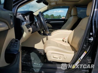 Zdjęcie 7 z 15 samochodu: 2017 TOYOTA HIGHLANDER SE VIN:5TDKZRFH4HS510134 - miniatura