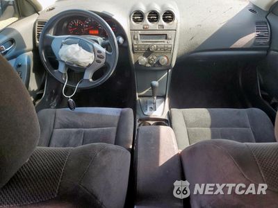 Zdjęcie 8 z 14 samochodu: 2009 NISSAN ALTIMA 2.5 VIN:1N4AL21E99N519149 - miniatura