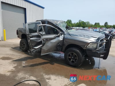 Czwarte zdjęcie samochodu z boku: 2012 DODGE RAM 3500 ST VIN:3C63D3CL4CG273751 - miniatura