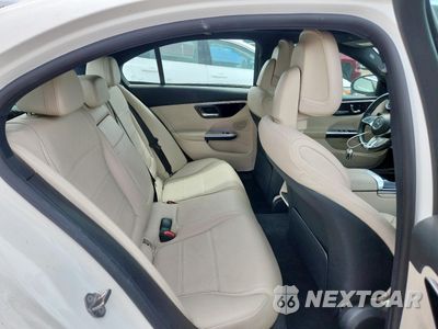 Zdjęcie 10 z 13 samochodu: 2023 MERCEDES-BENZ C 300 VIN:W1KAF4GB8PR119556 - miniatura