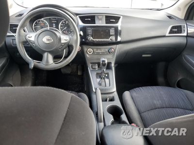 Zdjęcie 8 z 16 samochodu: 2017 NISSAN SENTRA S VIN:3N1AB7AP8HL714849 - miniatura