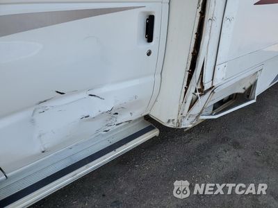Zdjęcie 9 z 12 samochodu: 2008 FORD ECONOLINE E450 SUPER DUTY CUTAWAY VAN VIN:1FDXE45SX8DB37433 - miniatura