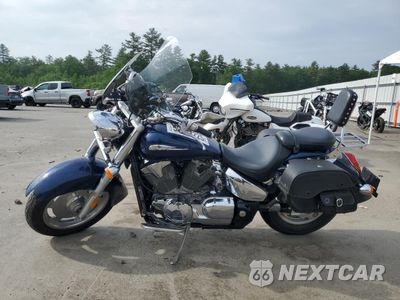 Trzecie zdjęcie samochodu z tyłu: 2008 HONDA VTX1300 R VIN:1HFSC52678A500537 - miniatura