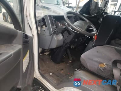 Zdjęcie 8 z 14 samochodu: 2015 ISUZU NPR HD VIN:JALC4W161F7001521 - miniatura