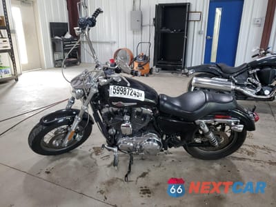 Trzecie zdjęcie samochodu z tyłu: 2017 HARLEY-DAVIDSON XL1200 C VIN:1HD1CT314HC429653 - miniatura