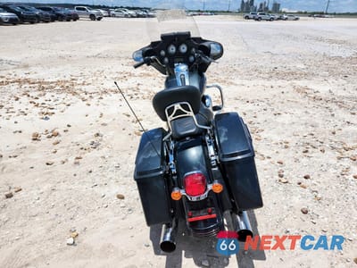 Czwarte zdjęcie samochodu z boku: 2009 HARLEY-DAVIDSON FLHX VIN:1HD1KB41X9Y626066 - miniatura